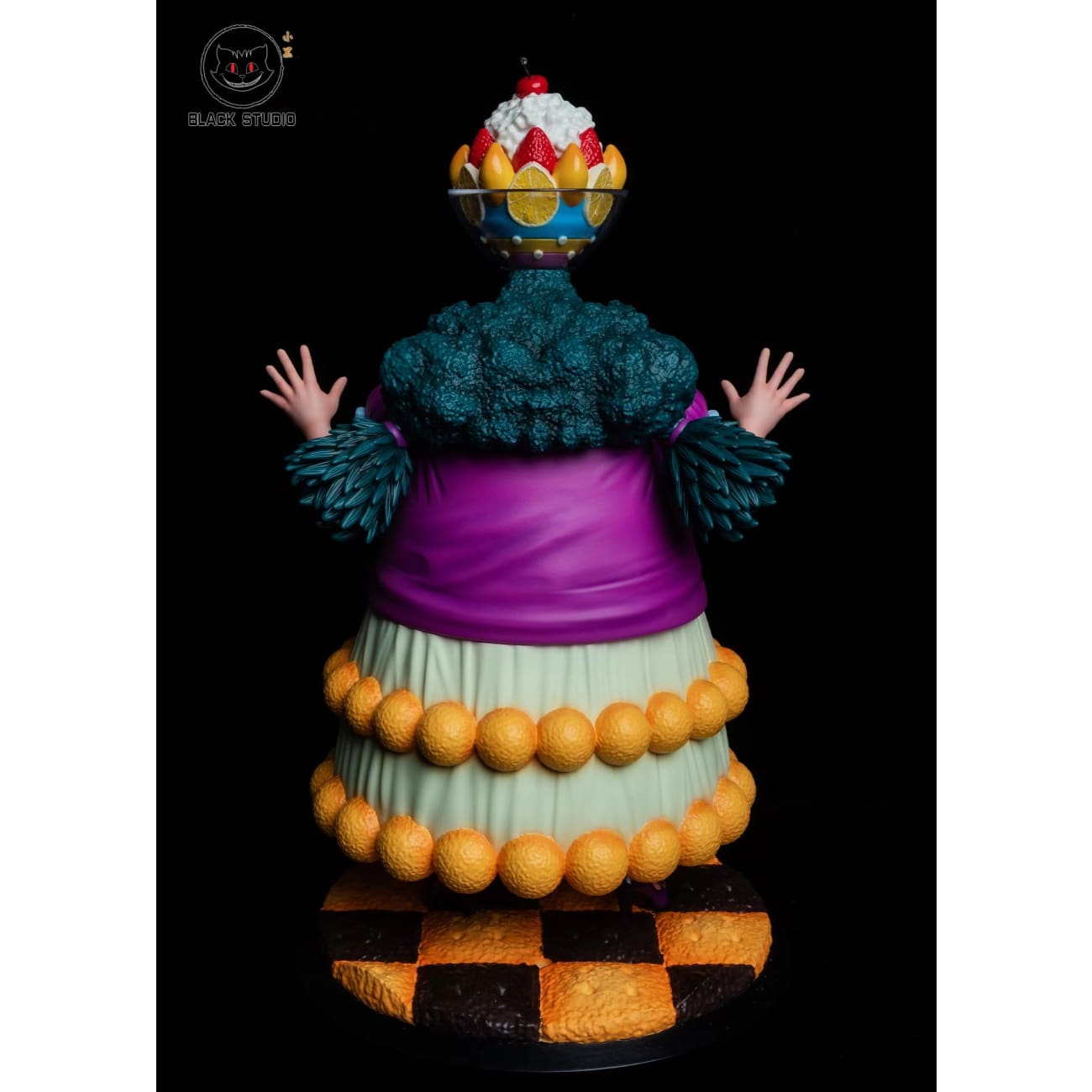 Black Studio - Charlotte Compote / Charlotte Anana