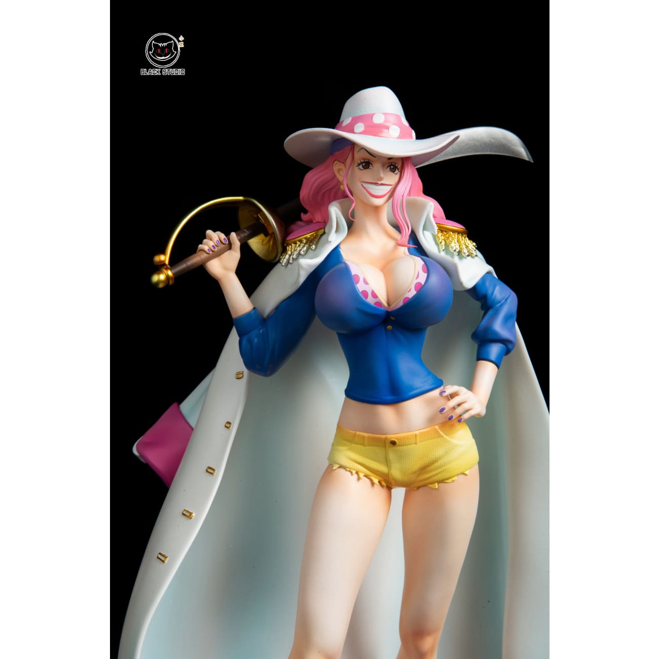 Black Studio - Young Big Mom Charlotte Linlin