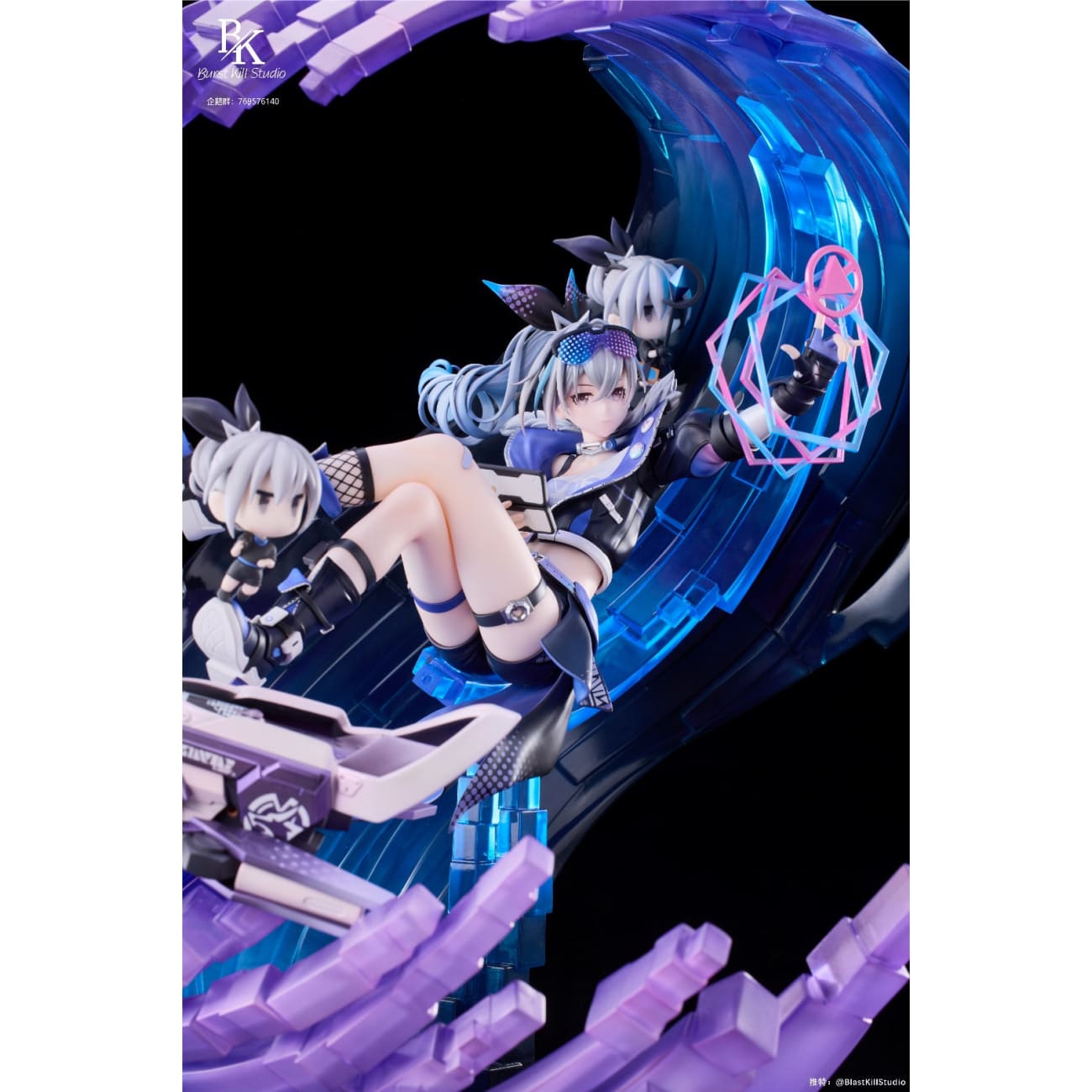 Blast Kill Studio - Silver Wolf [2 Variants]