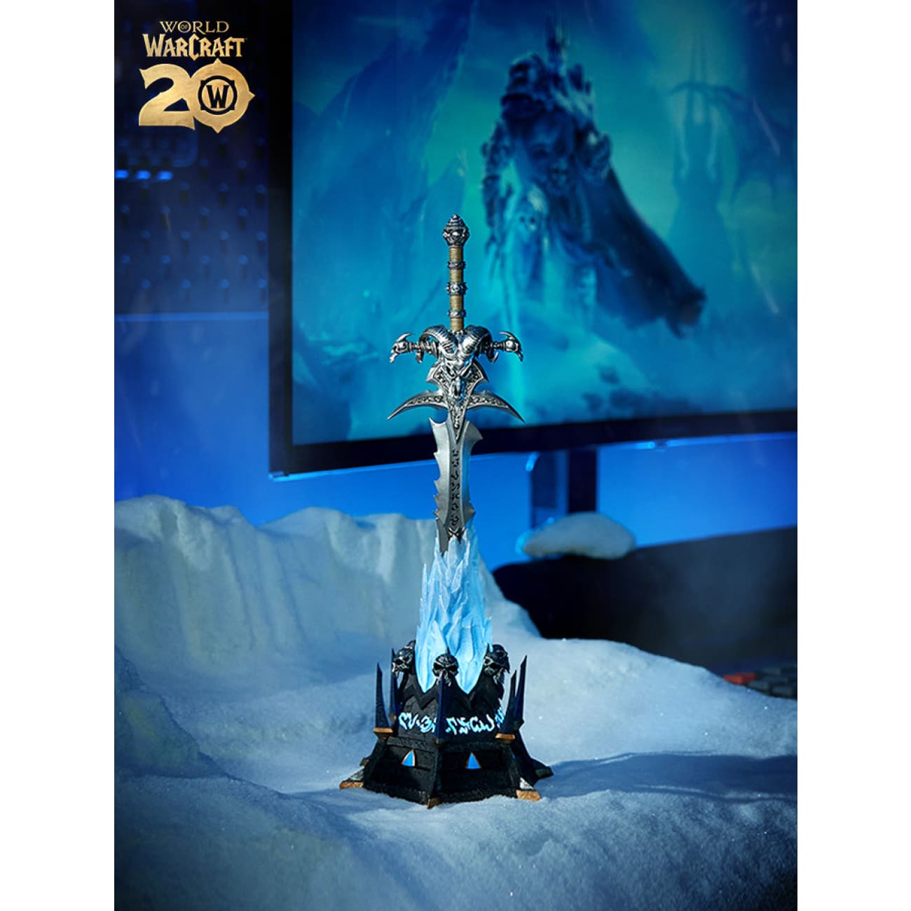 Blizzard Entertainment - Frostmourne