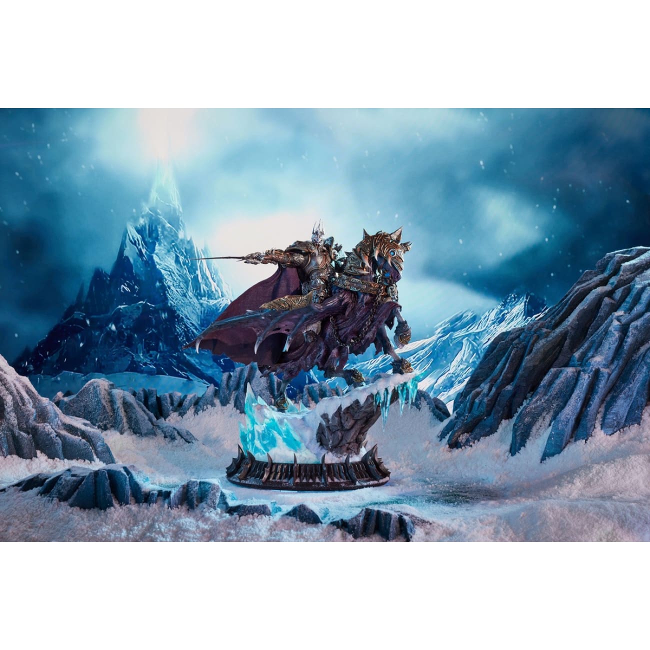 Blizzard Entertainment - Lich King & Invincible BLZ009 [Licensed]