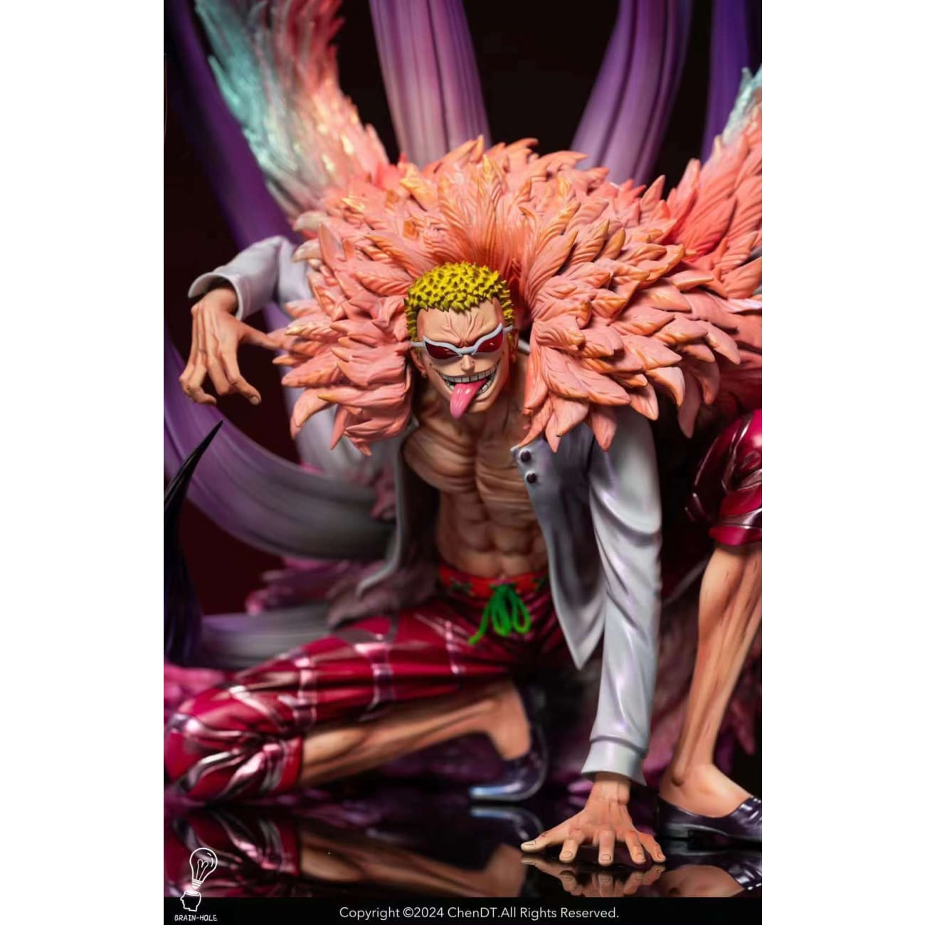 Brain Hole Studio - Squatting Donquixote Doflamingo