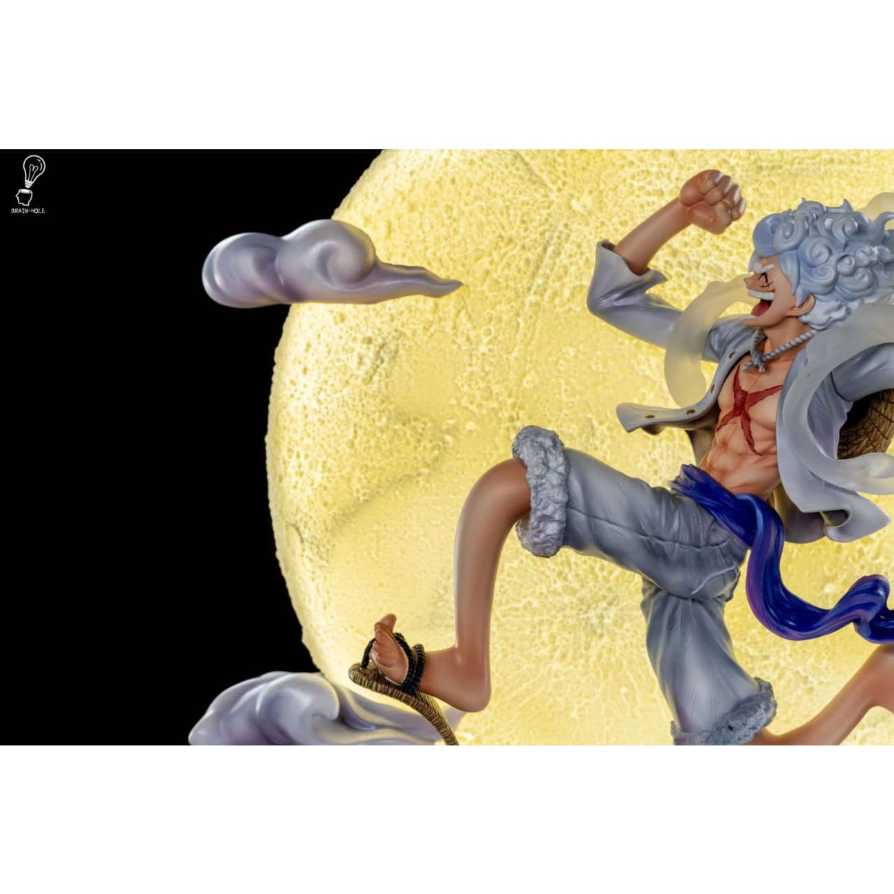 Brain Hole Studio - Sun God Nika Luffy Gear 5 Running to Moon