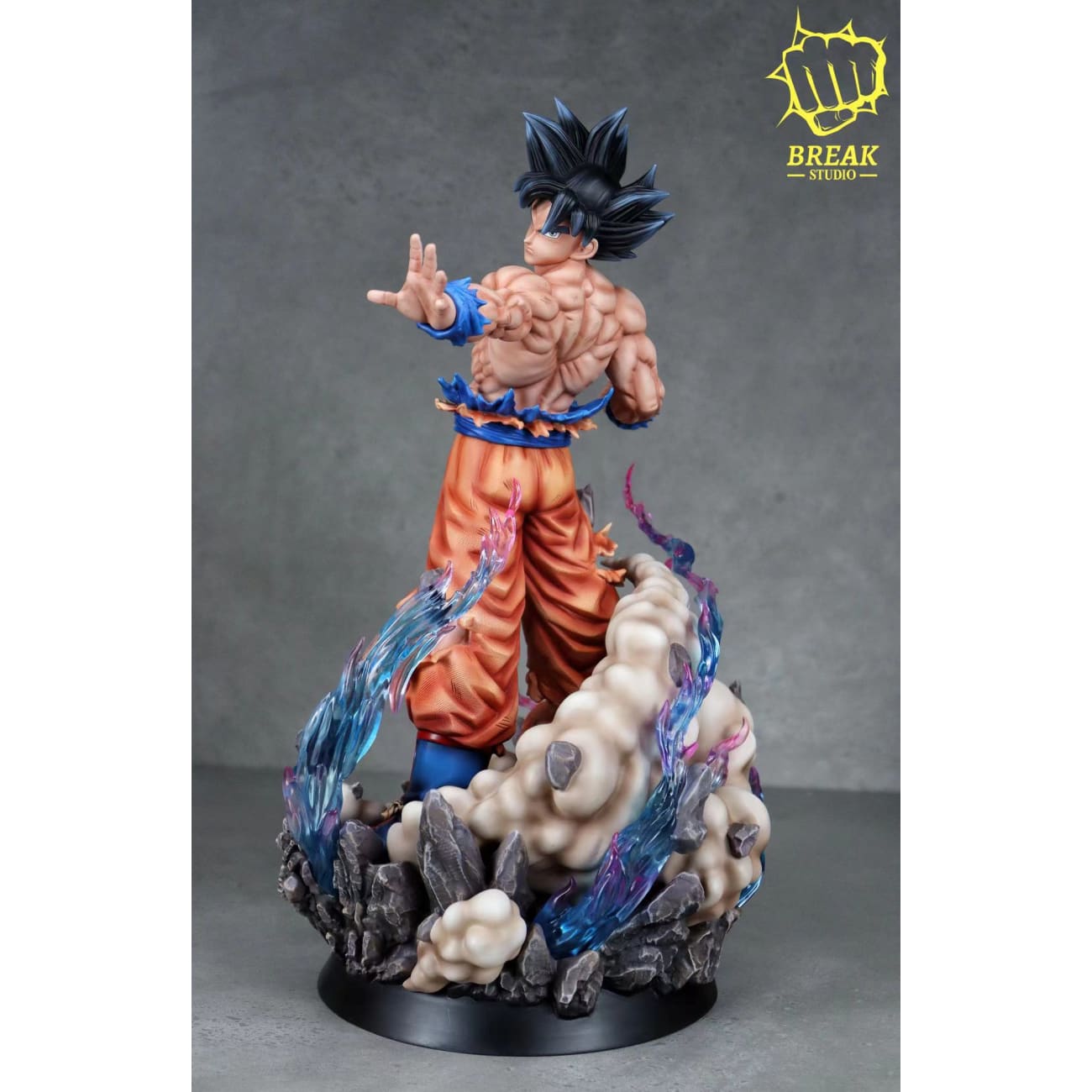 Break Studio - Son Goku Ultra Instinct
