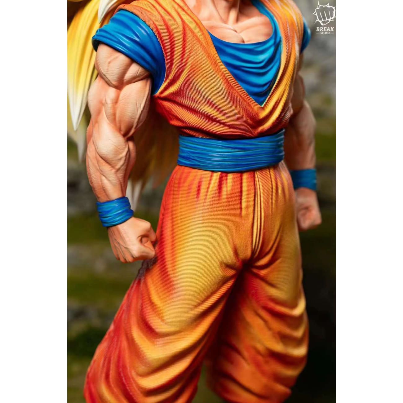Break Studio - Standing Super Saiyan 3 Son Goku Drop Hand Ver.