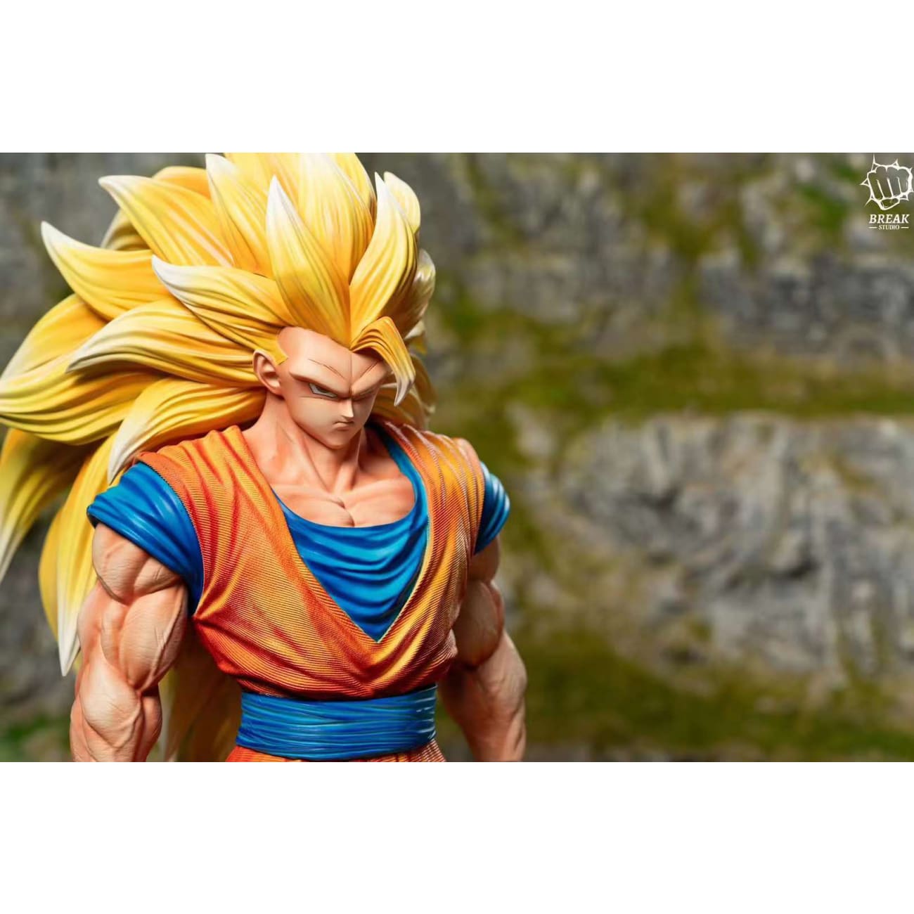 Break Studio - Standing Super Saiyan 3 Son Goku Drop Hand Ver.