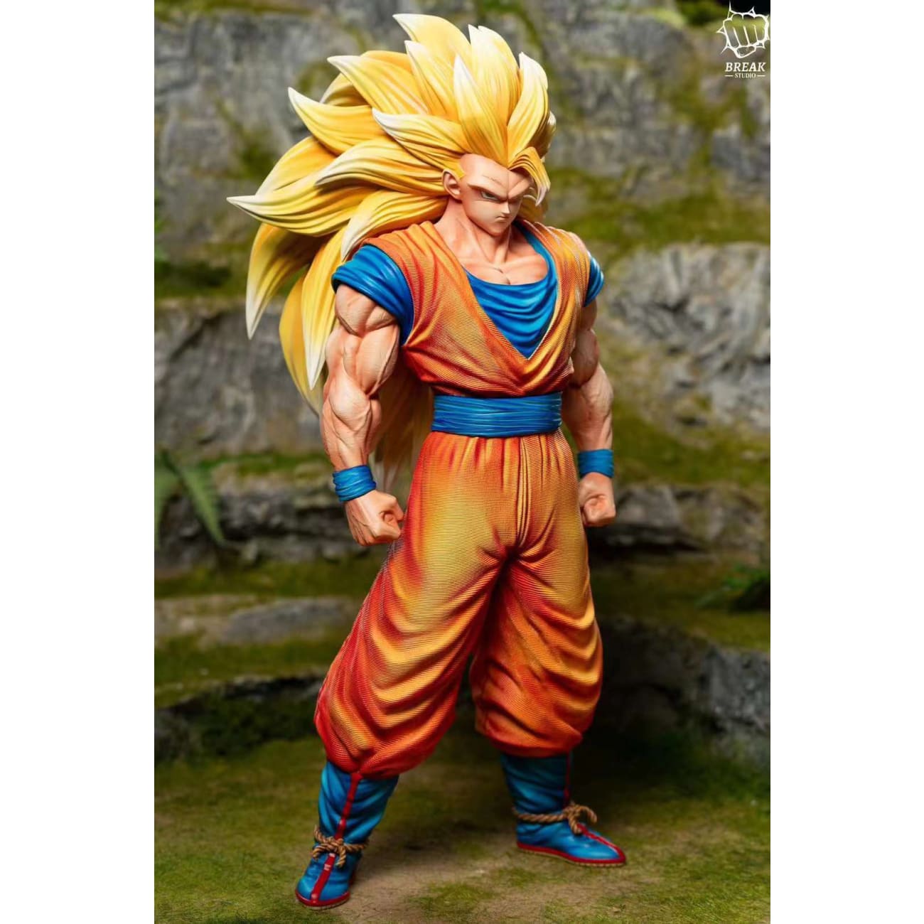 Break Studio - Standing Super Saiyan 3 Son Goku Drop Hand Ver.
