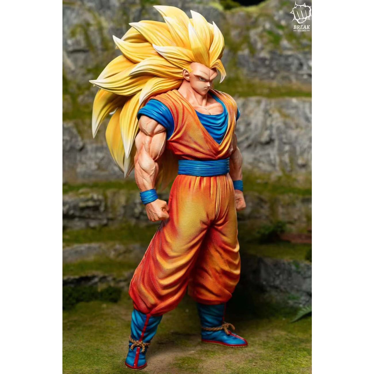 Break Studio - Standing Super Saiyan 3 Son Goku Drop Hand Ver.