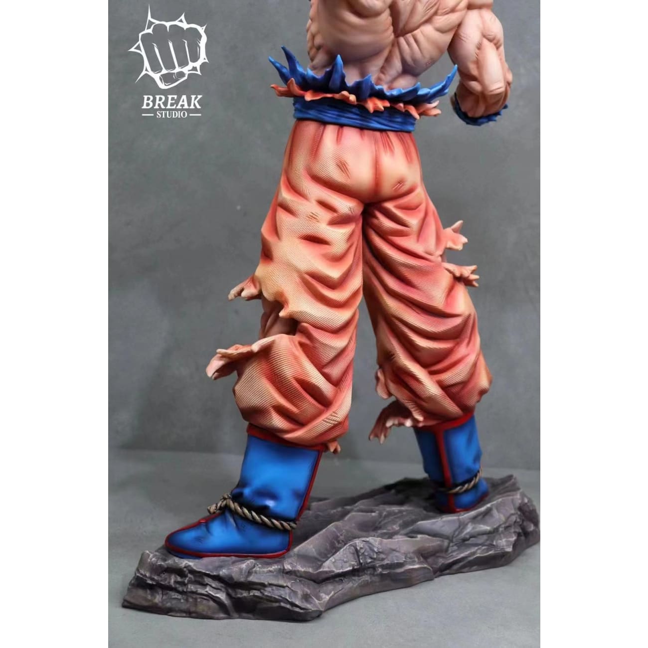 Break Studio - Ultra Instinct Son Goku 