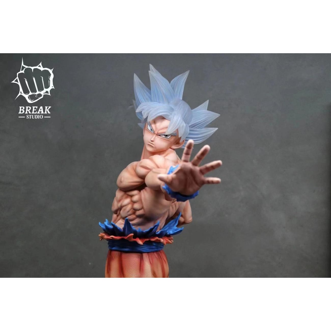 Break Studio - Ultra Instinct Son Goku 