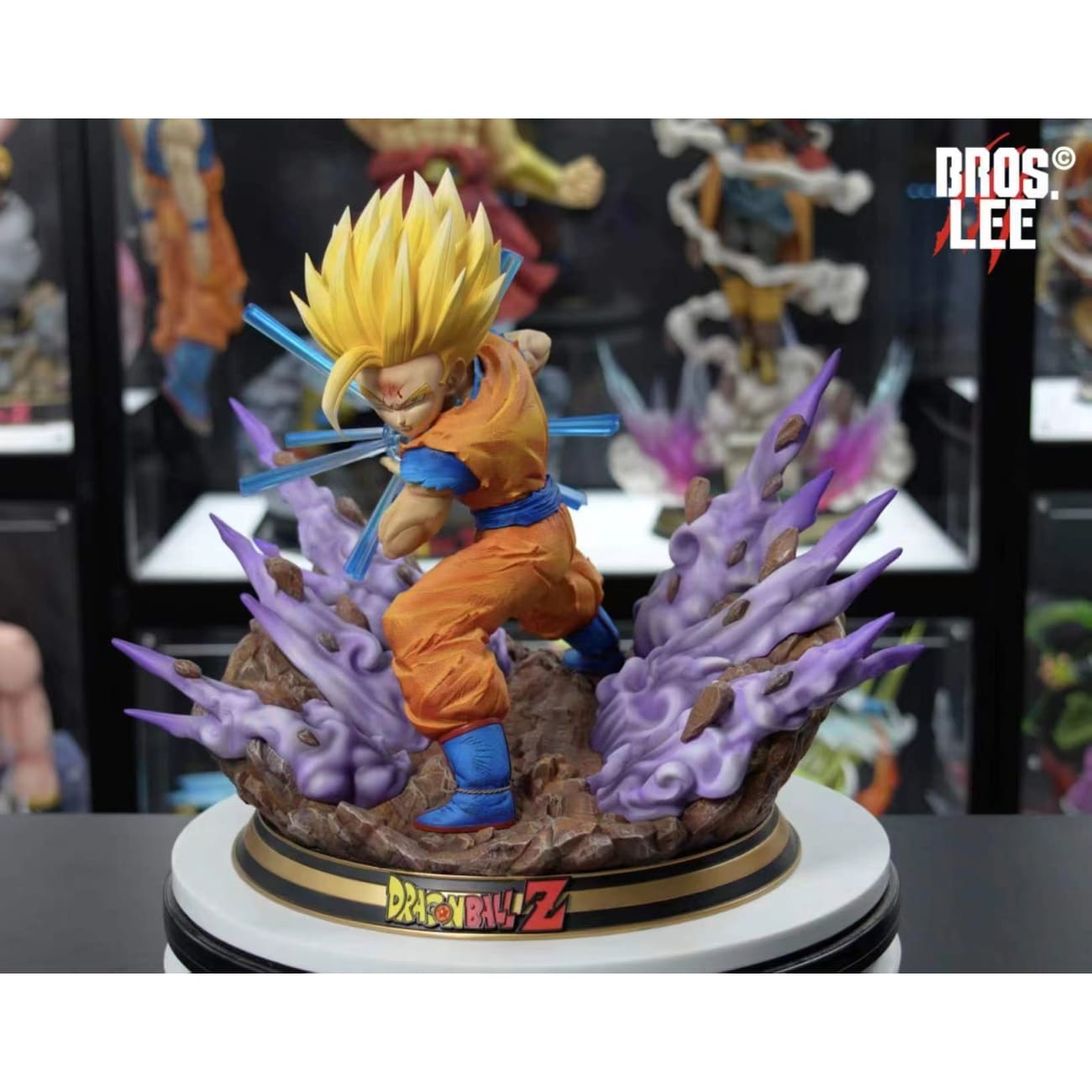 Bros Lee - Super Saiyan 2 Gohan