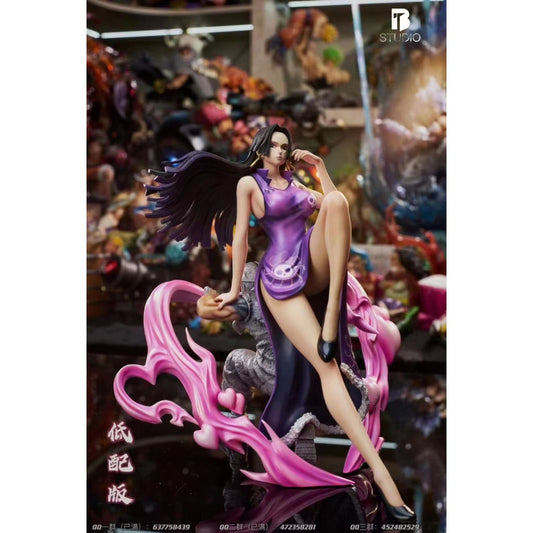 BT Studio - Sitting Boa Hancock [3 Variants]