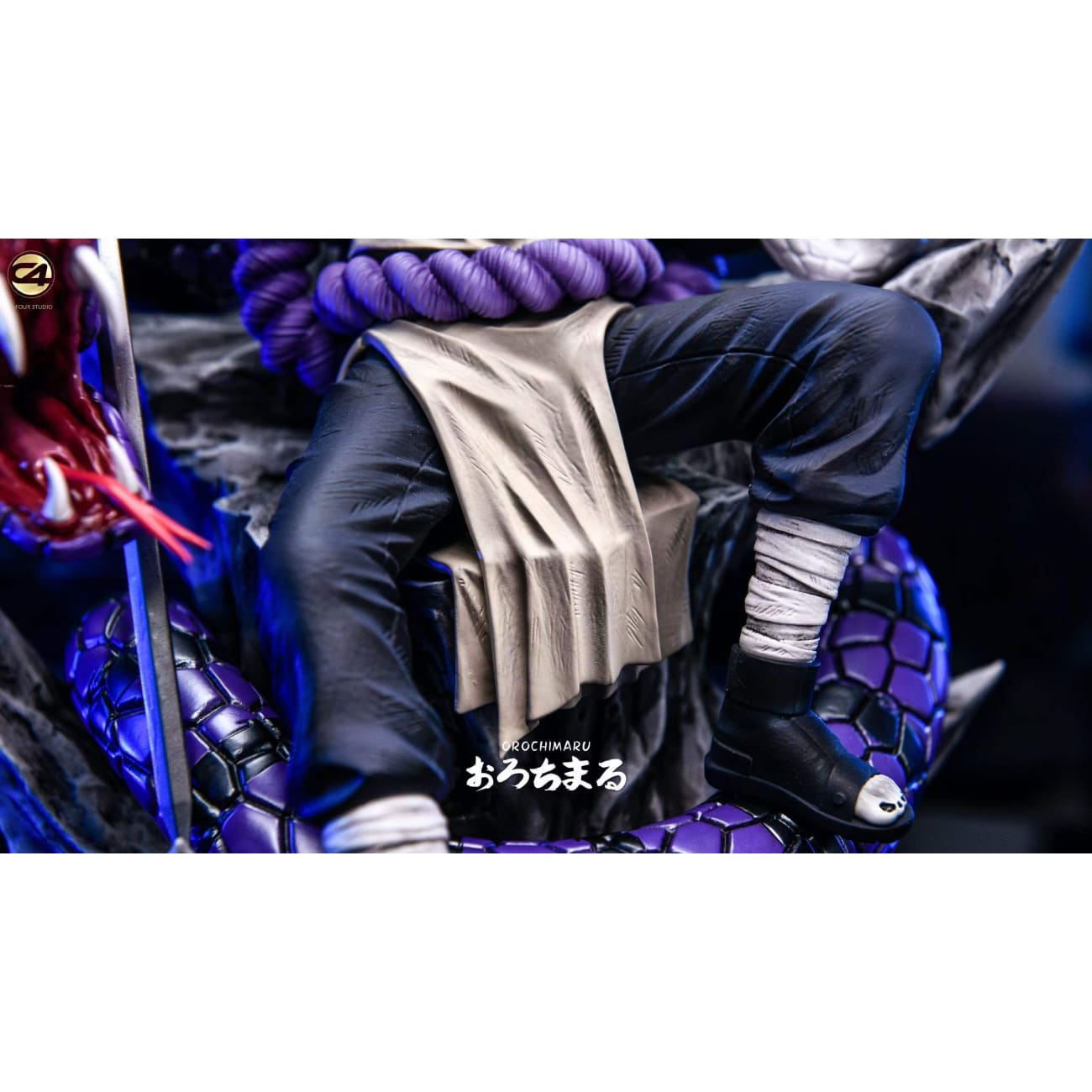 C4 Studio - Sitting Orochimaru