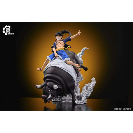 Cai Studio - Bull Riding Luffy