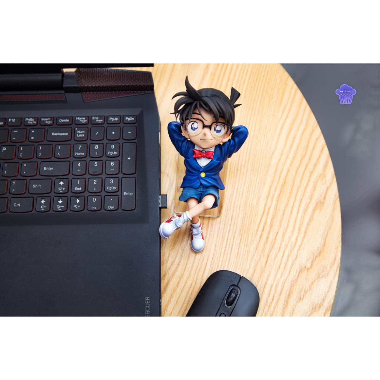 Cake Studio - Boy in Blue Outfit Conan [2 Variants]