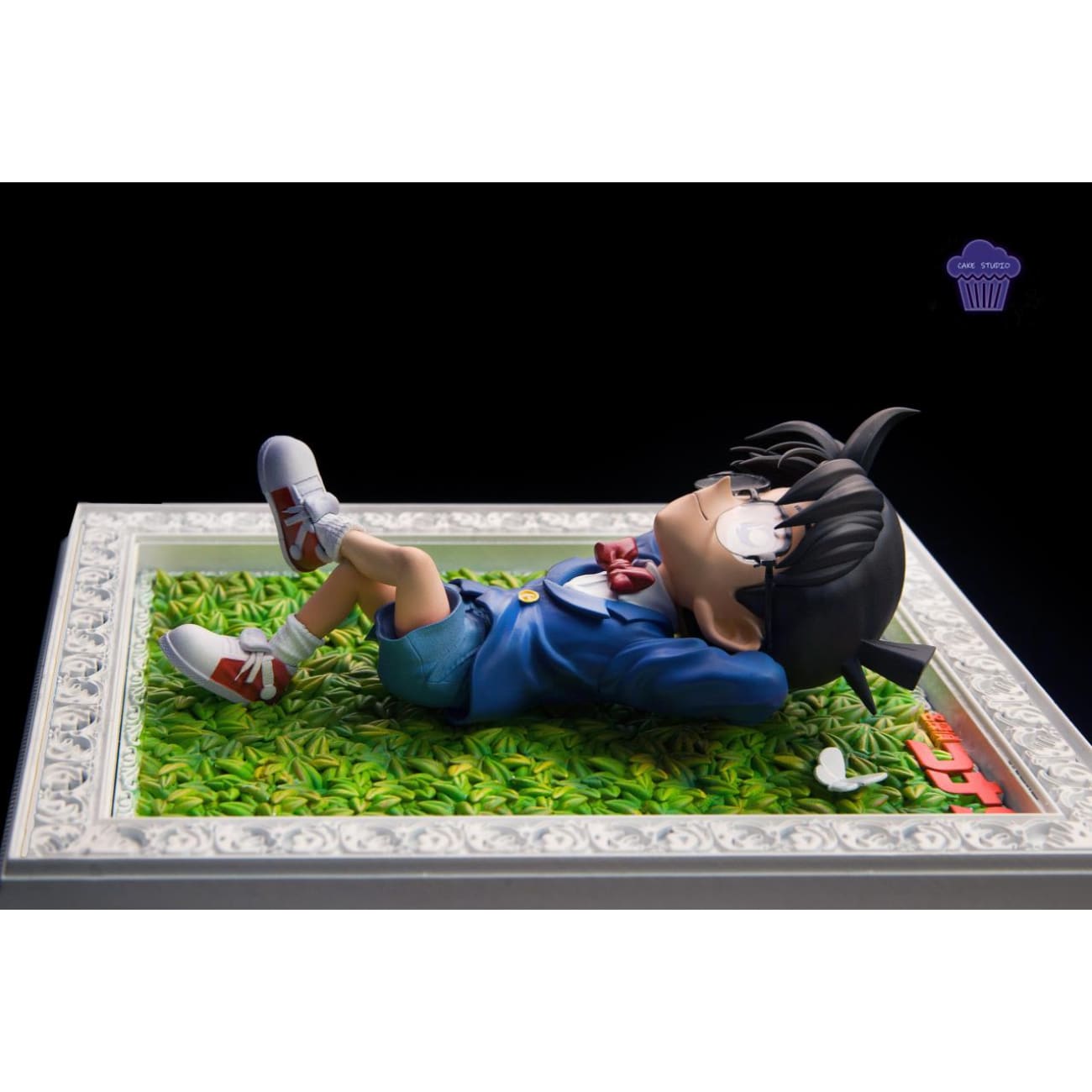 Cake Studio - Boy in Blue Outfit Conan [2 Variants]