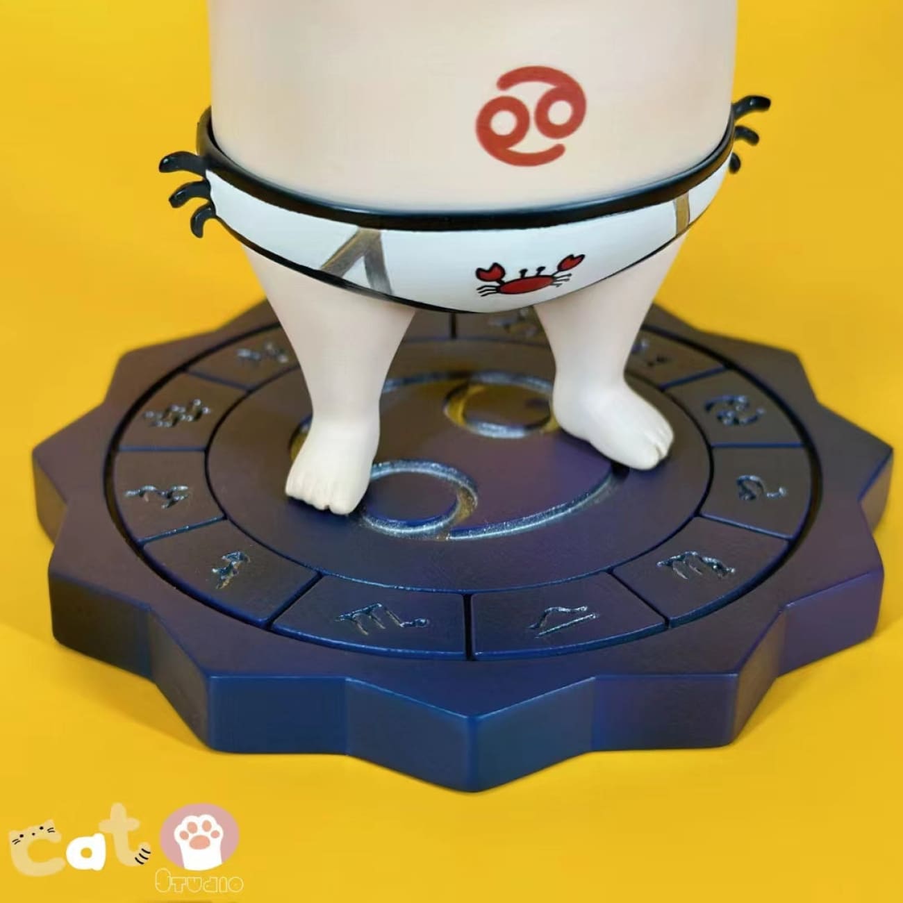 Cat O Studio - Shin Chan Cosplay Cancer 