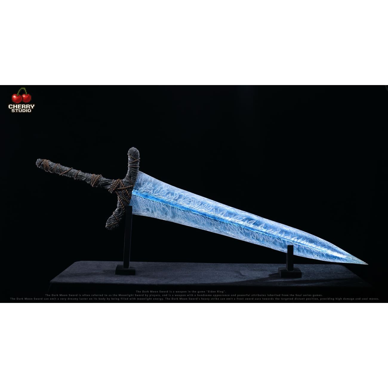 Cherry Studio - Dark Moon Greatsword [2 Variants]