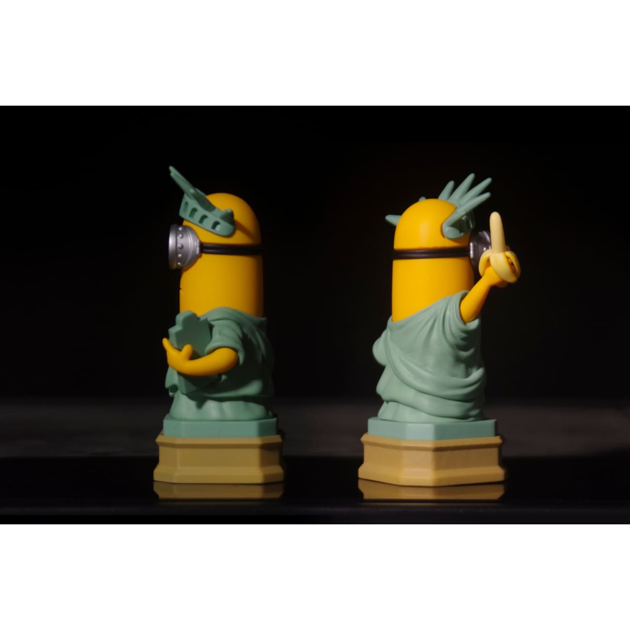 COP Studio - Minions Cosplay Statue of Liberty [4 Variants]