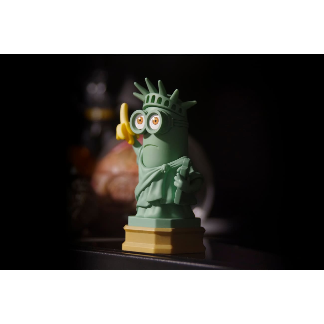 COP Studio - Minions Cosplay Statue of Liberty [4 Variants]