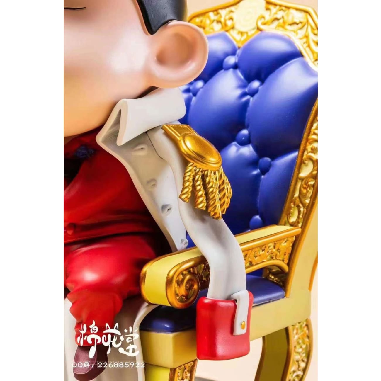 Shin Chan as Aokiji / Akainu / Kizaru 