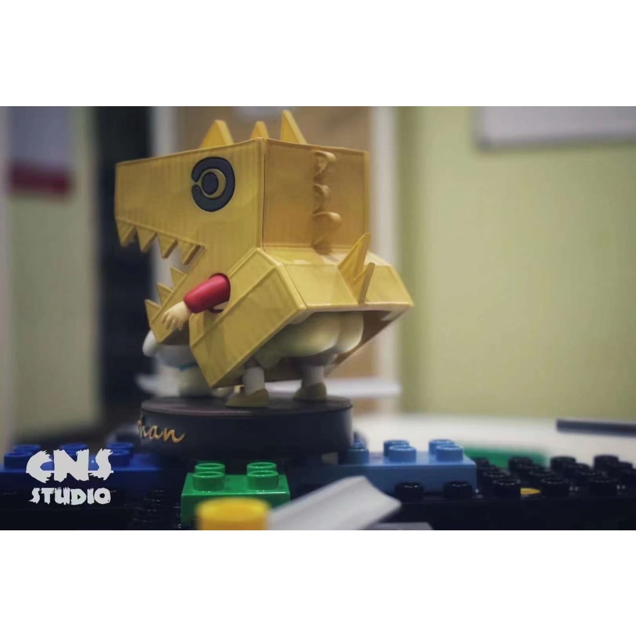 Crayon Studio - Shin Chan cosplay Carton Dinosaur