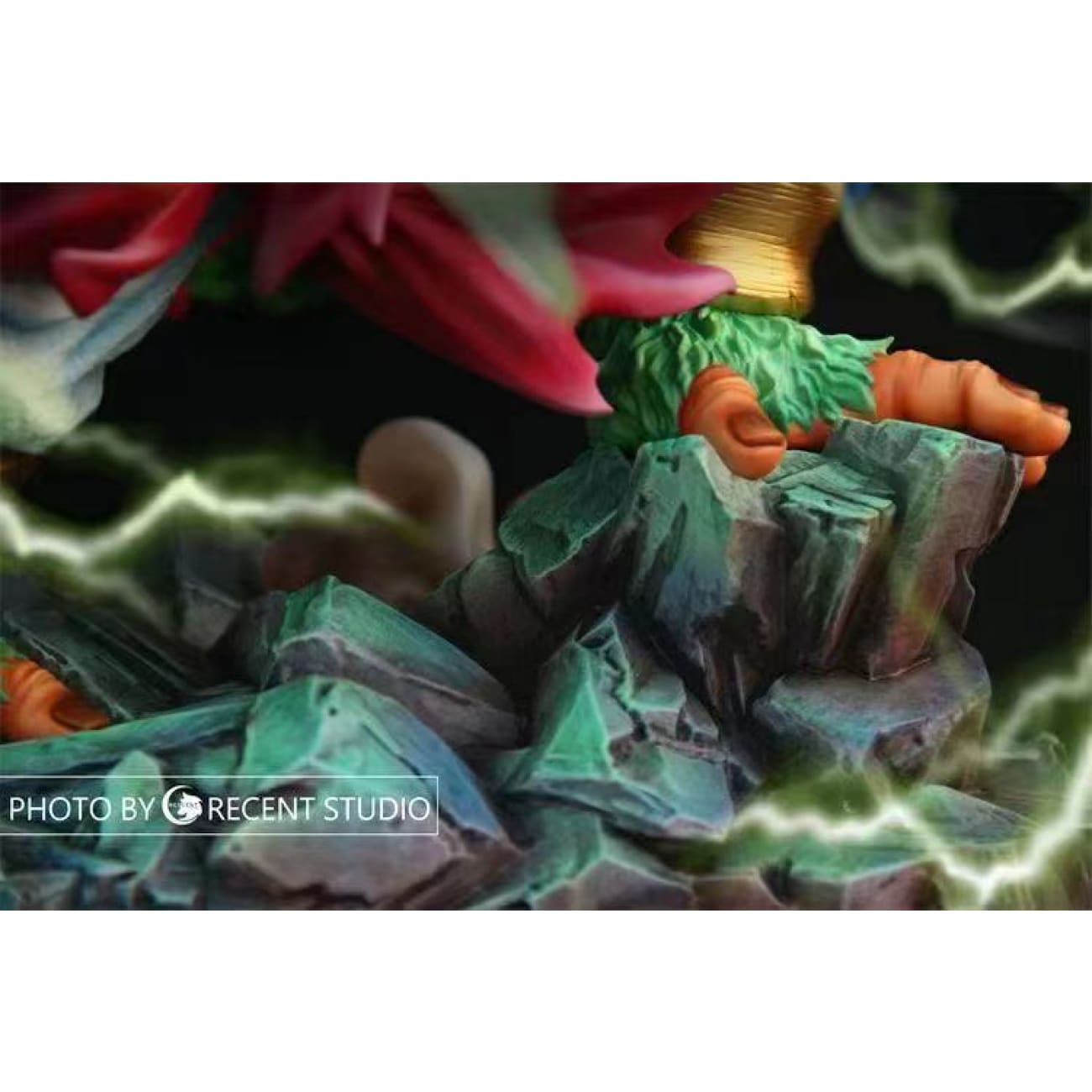 Crescent Studio - Legendary Great Ape Broly 