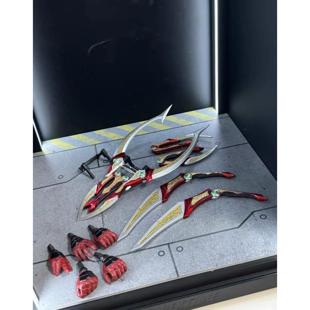 Custom Made Studio - Kamen Rider Chalice [2 Variants]