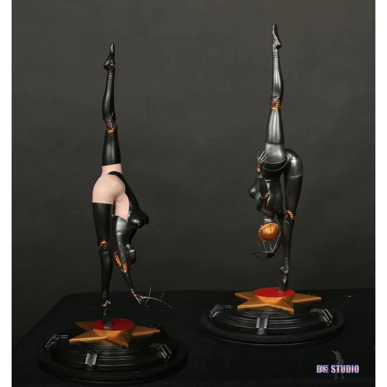 D-Ji Studio - Left [4 Variants]