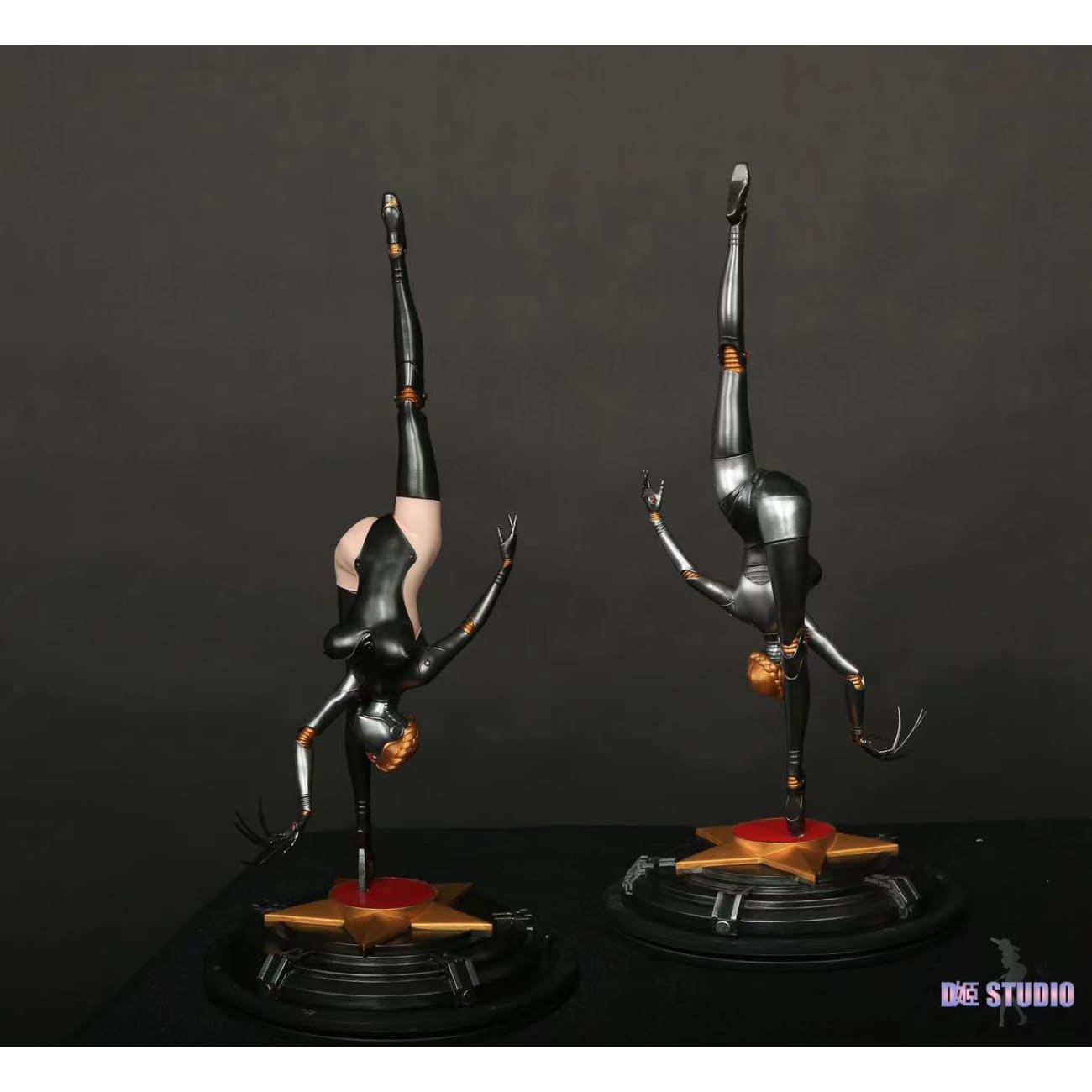 D-Ji Studio - Left [4 Variants]