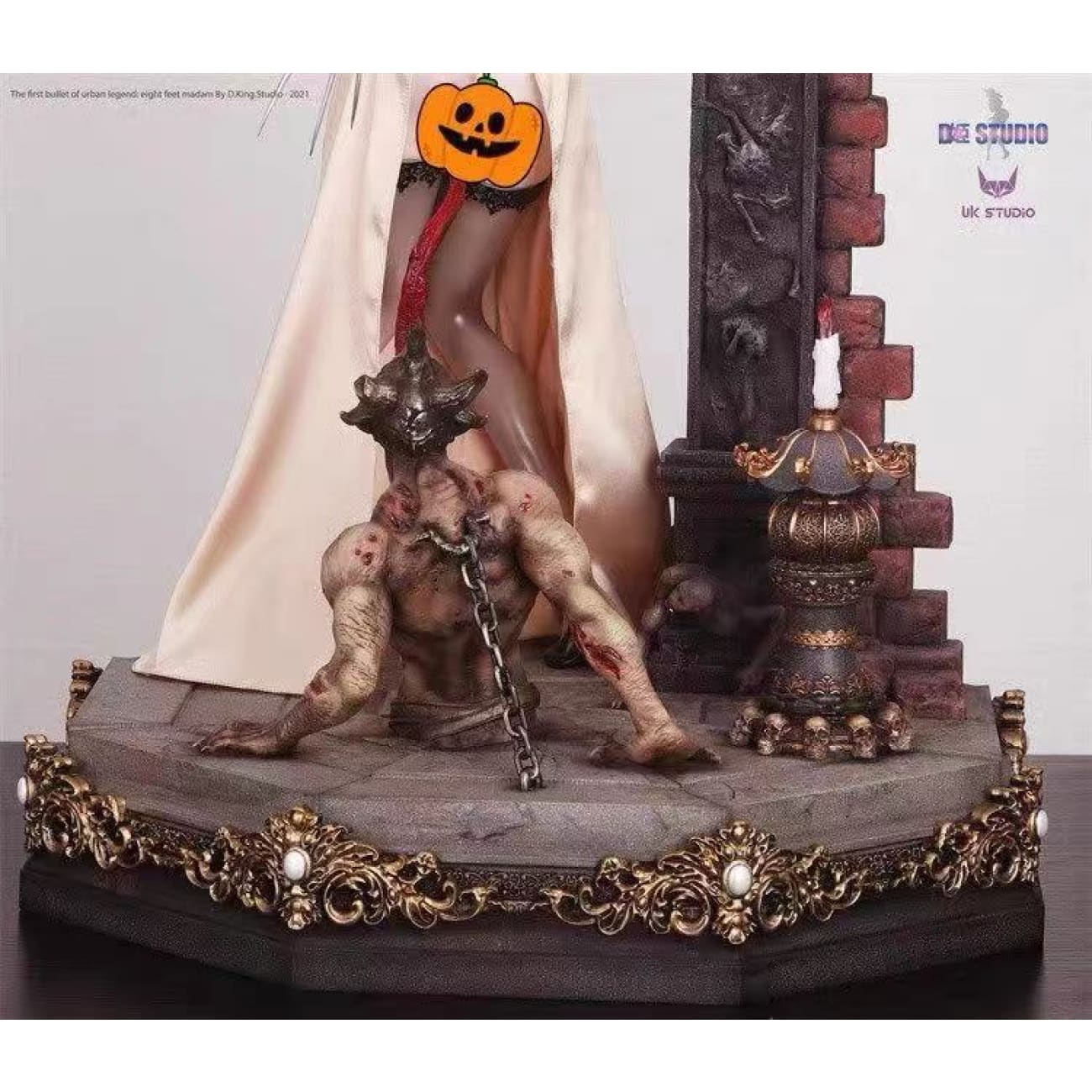 D-Ji x UK Studio - Alcina Dimitrescu [Cast off] [1/6 scale or 1/4 scale]