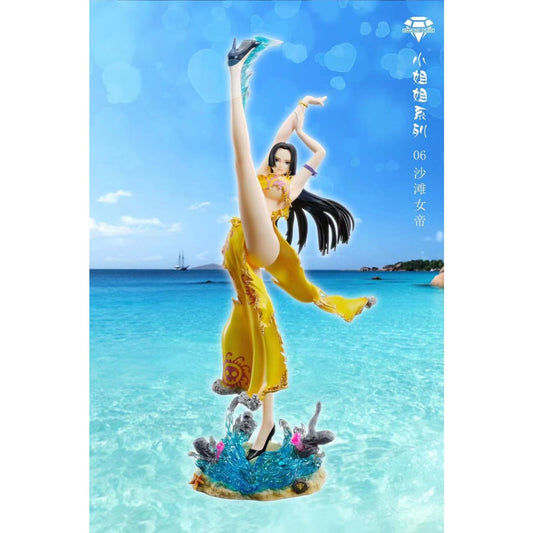 Diamond Studio - Boa Hancock in Beach Wear [Cast Off]