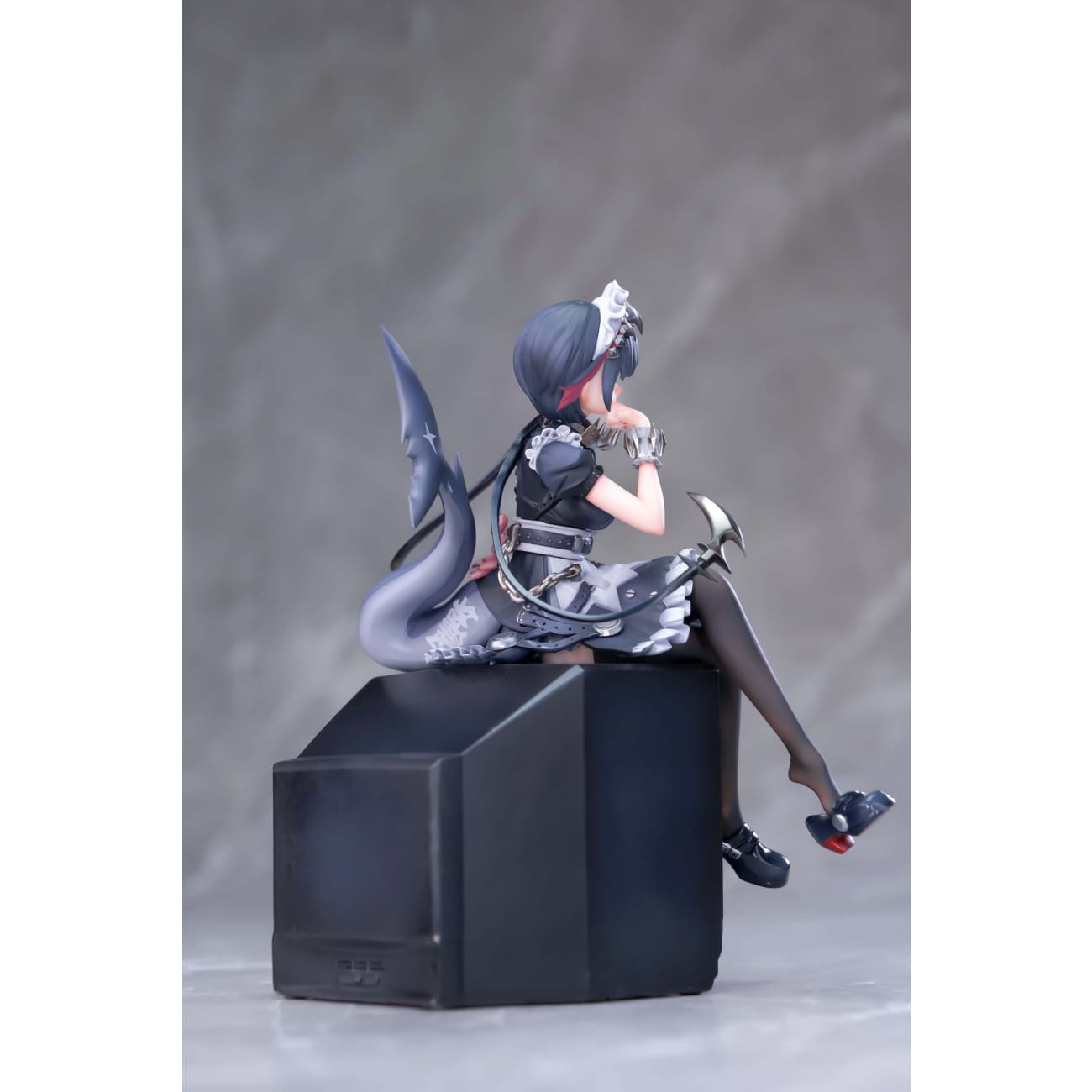 Dolphin Studio - Ellen Joe Gold TV Ver.