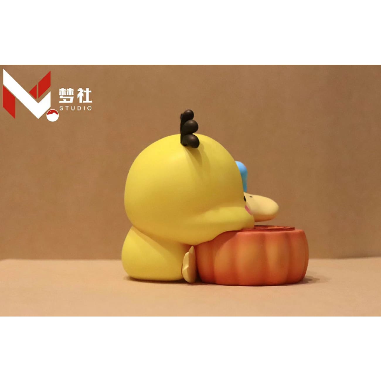 Dream Club Studio - Sleeping Psyduck
