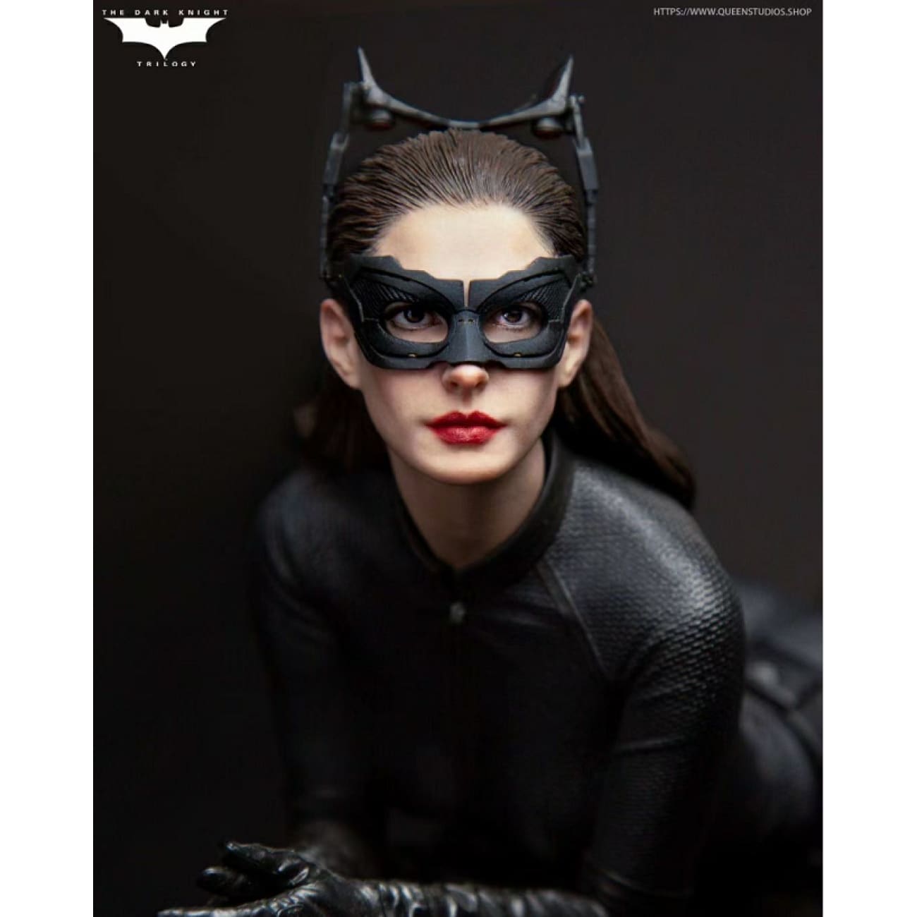 QueenStudios - Cat Woman on Bike [1/6 scale] 