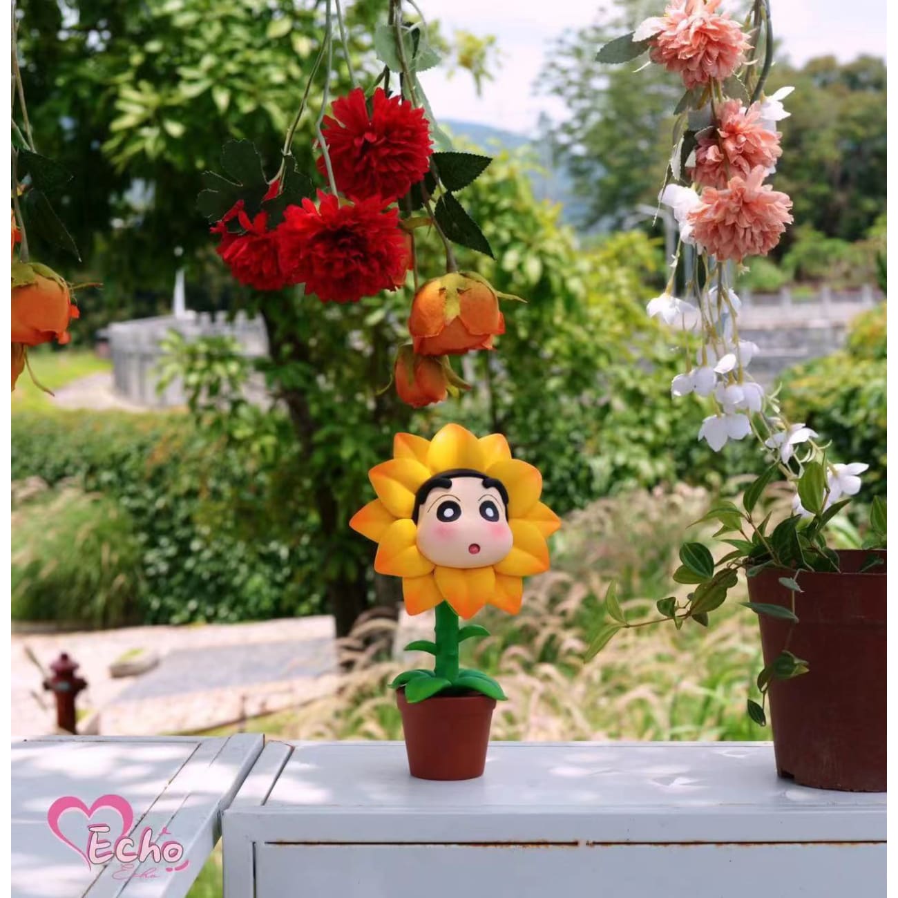 Echo Studio - Sunflower Shin-chan [2 Variants]