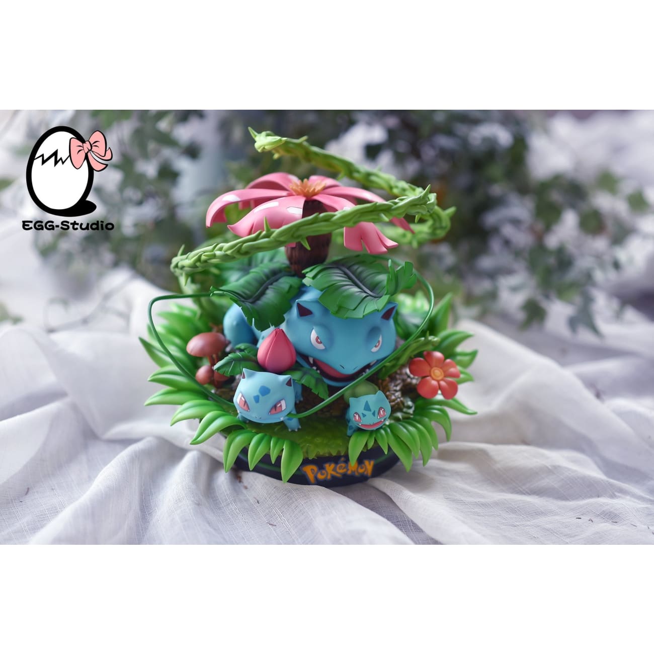 Egg Studio - Bulbasaur Evolution Family (Regular)