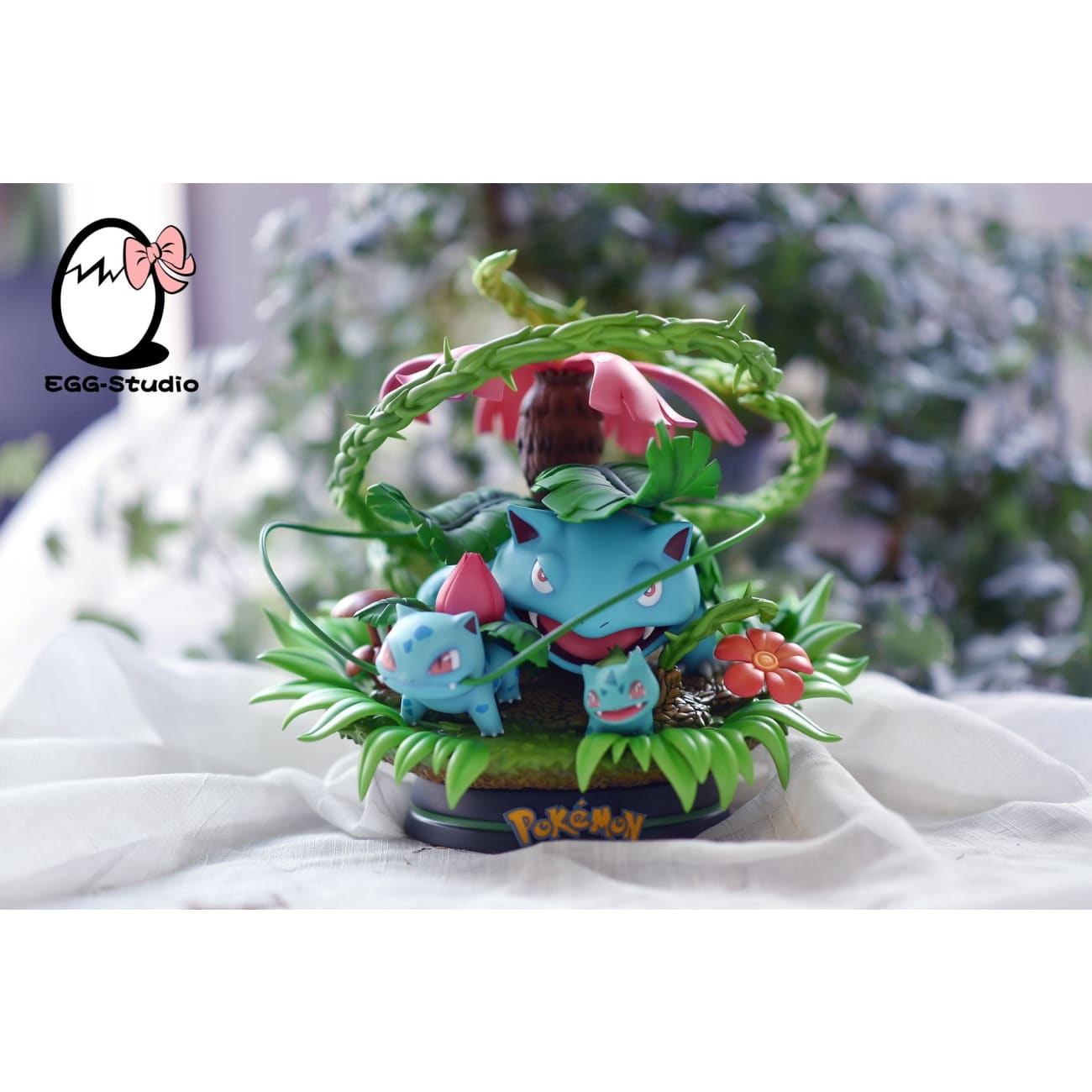 Egg Studio - Bulbasaur Evolution Family (Regular)