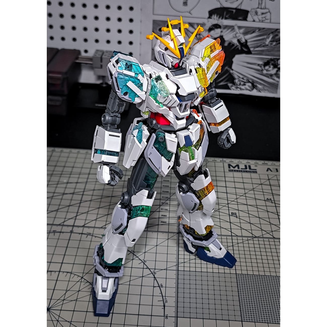 Fan Xing Studio x NoTop Model Club - MG Narrative Gundam