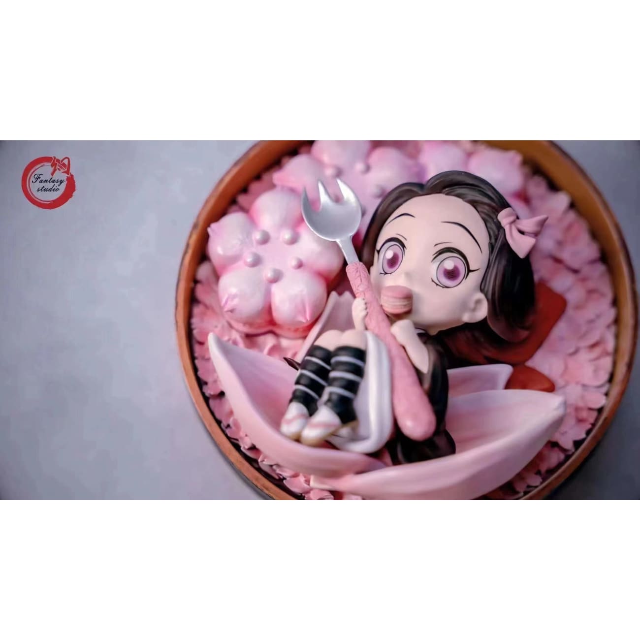 Fantasy Studio - Kamado Nezuko Eating Macaron