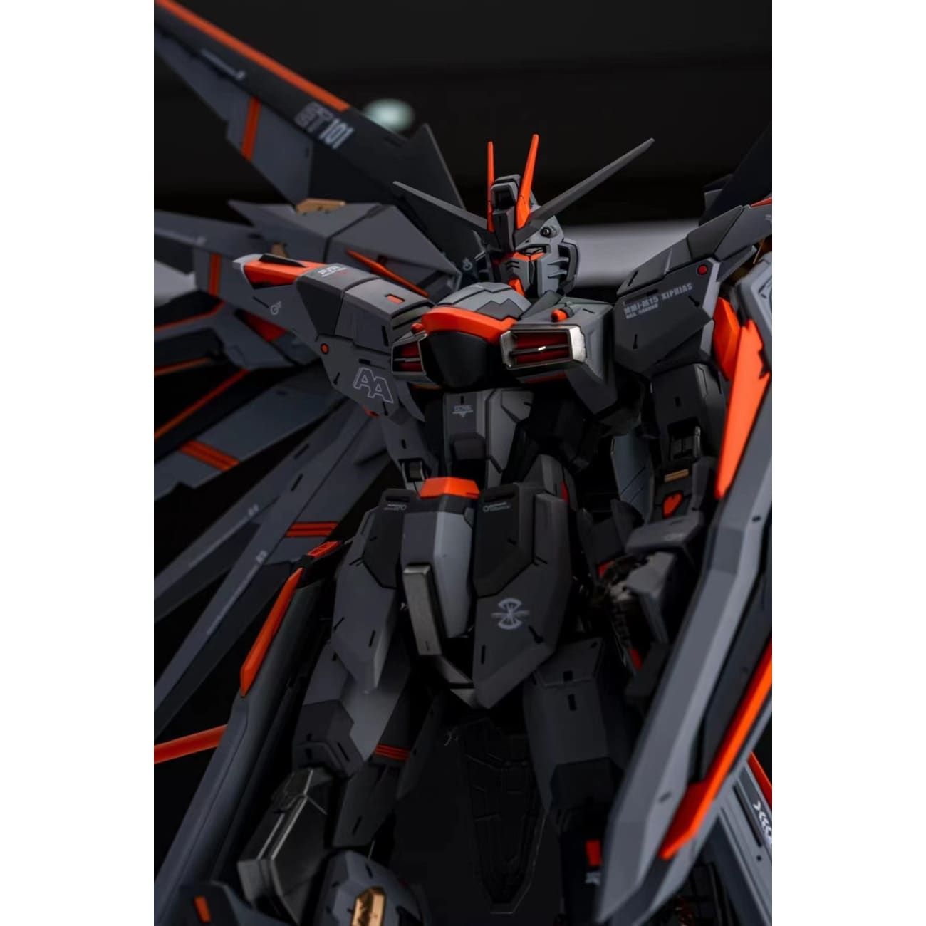 Fanxing Studio X Empowered Significant Studio - Gundam MG Freedom 2.0 Cyberpunk Style 