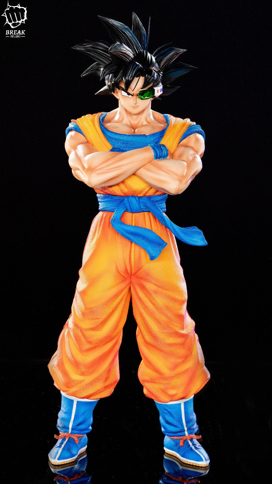 Break Studio - Hug Chest Son Goku [3 Variants]