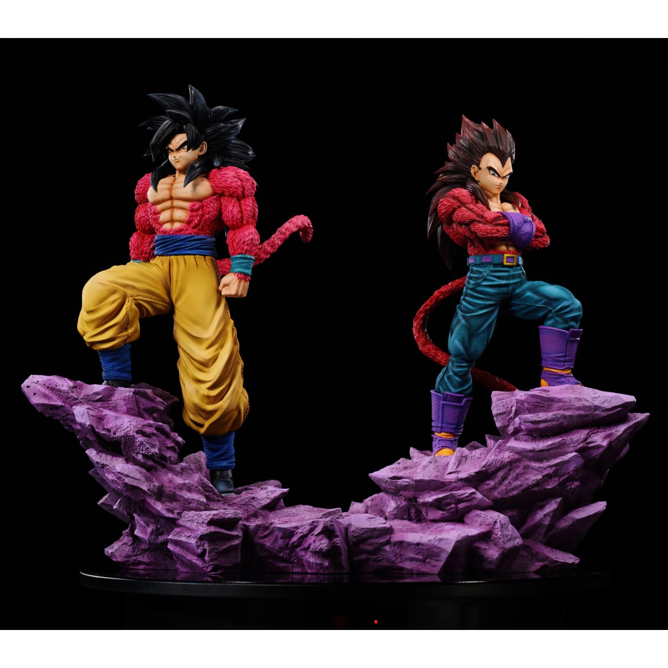 Fighting Sprit Studio - Super Saiyan 4 Son Goku / Vegeta [4 Variants]