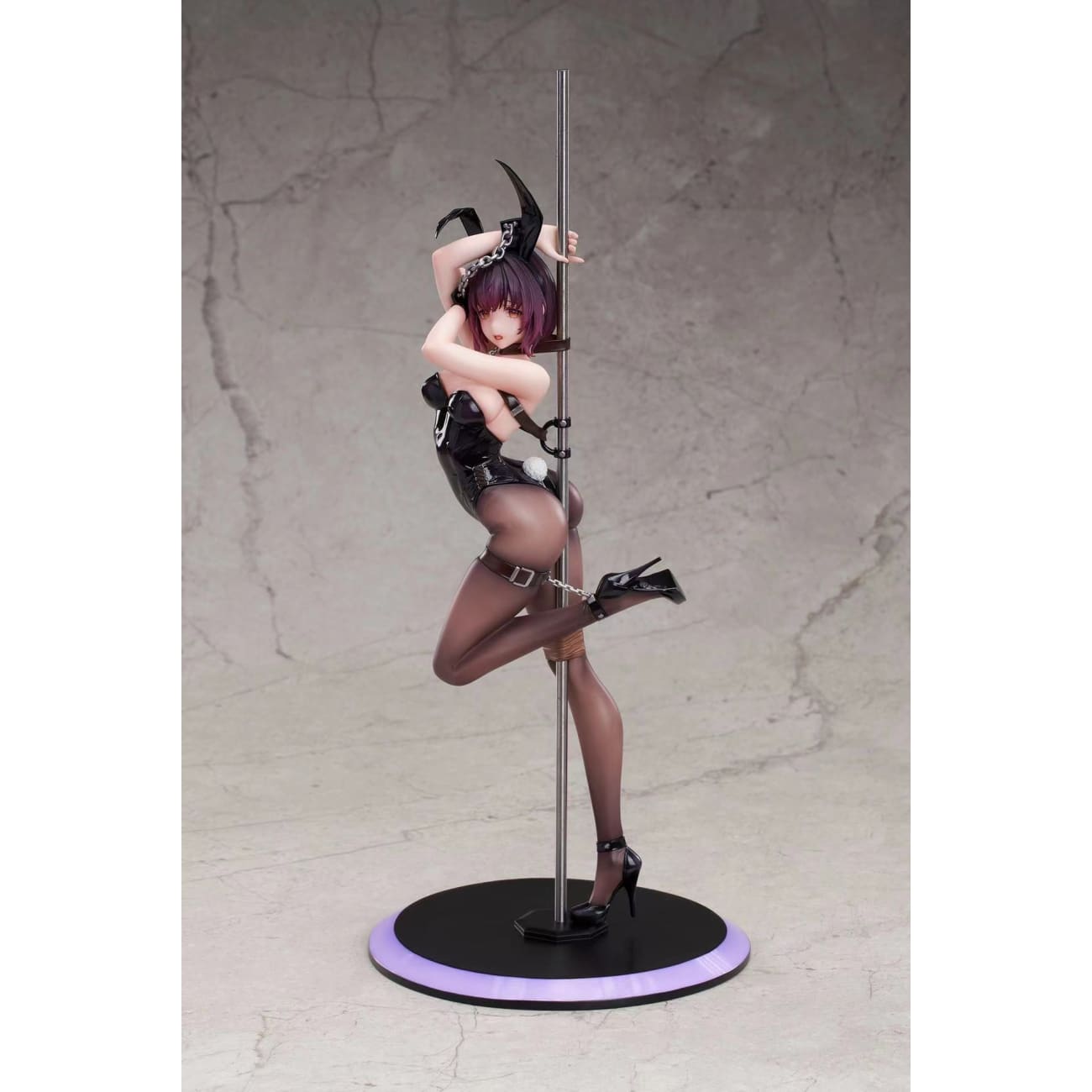 Free Will Studio - Bunny Girl Fu on Pole [1/7 scale]