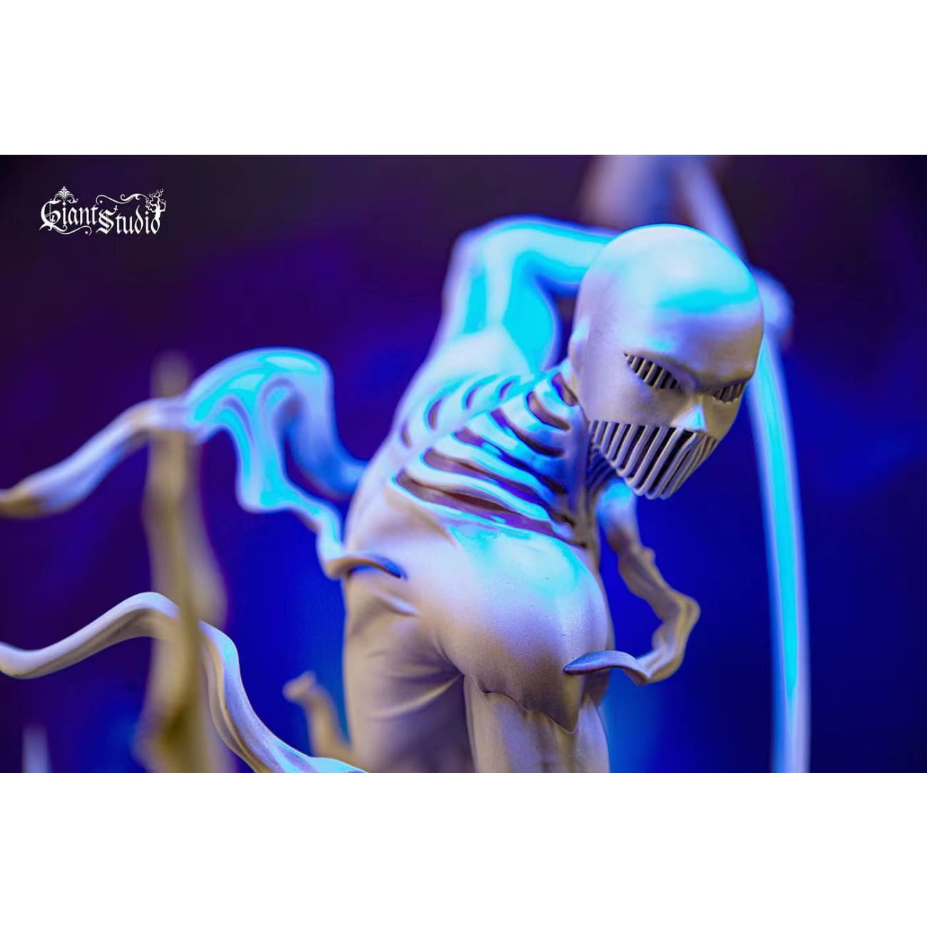 Giant Studio - The War Hammer Titan
