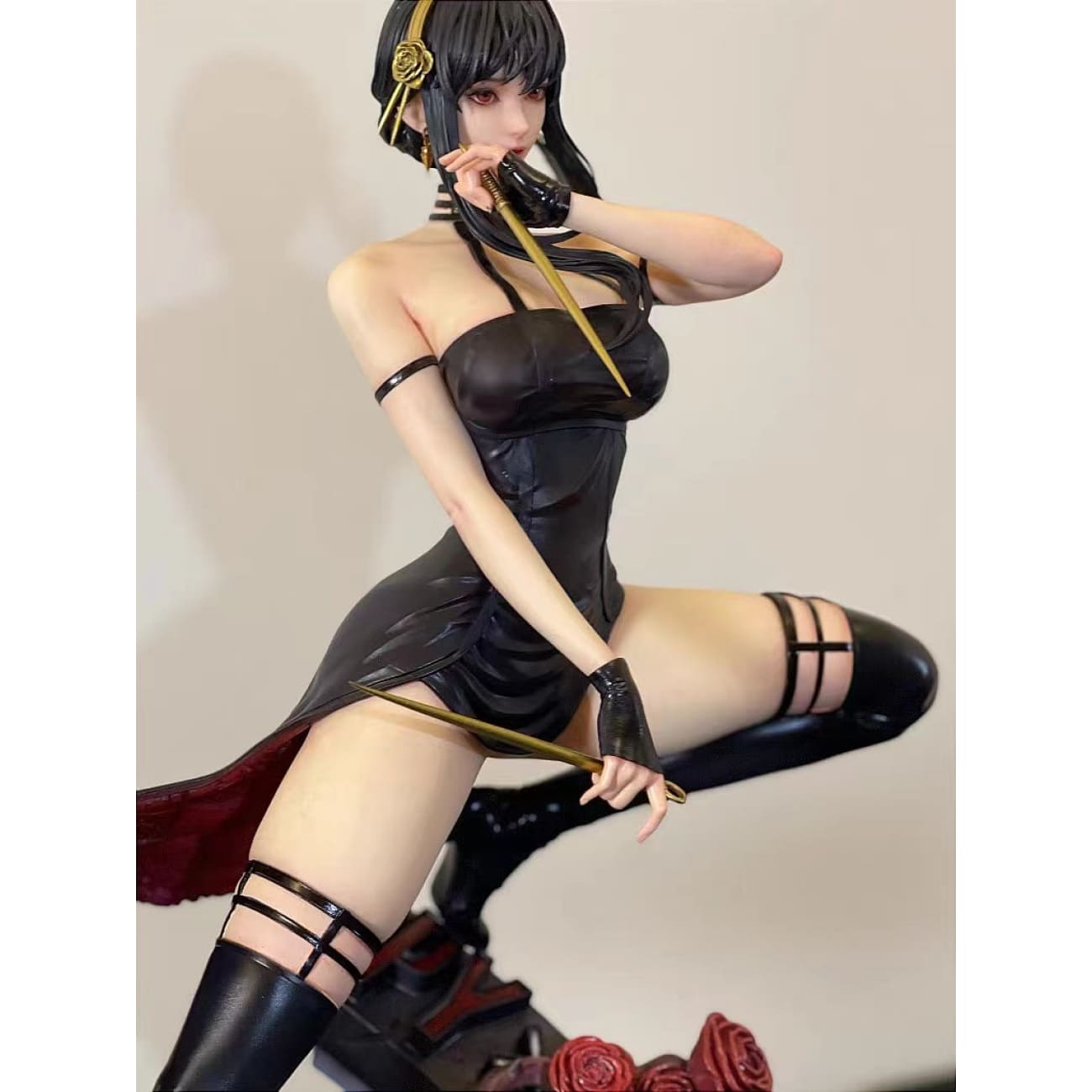 Golden Finger Studio - Yor Forger