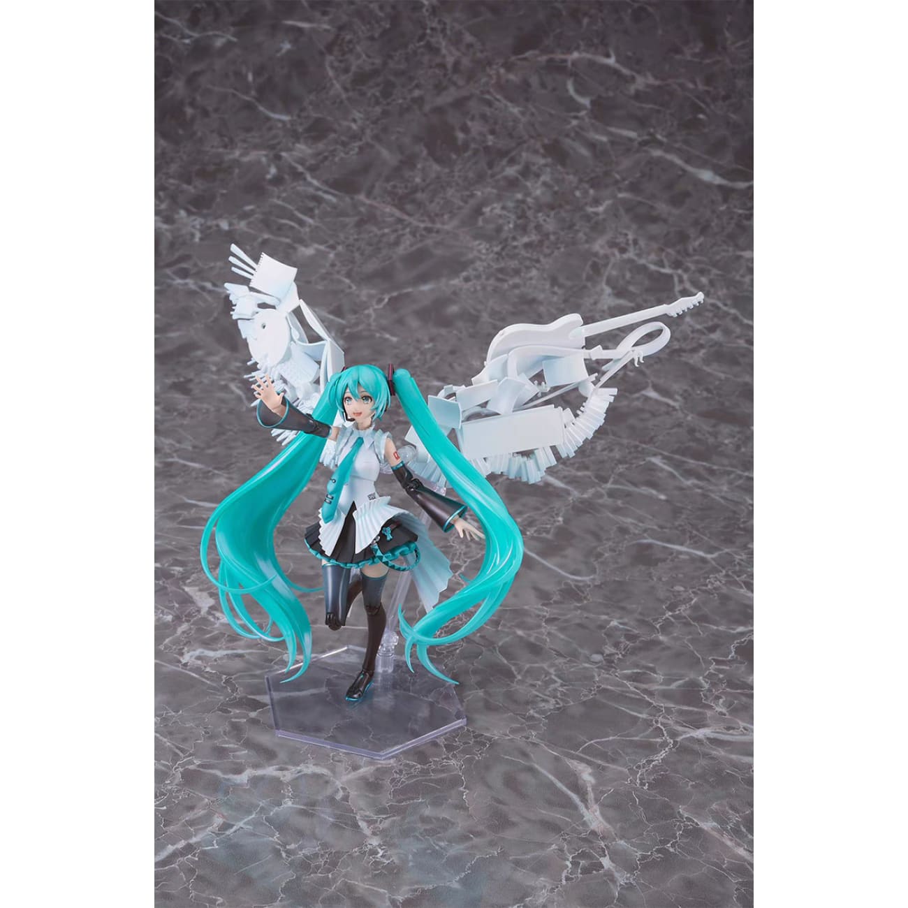 Good Smile Company (GSC) - Hatsune Miku Happy 16th Birthday Ver.