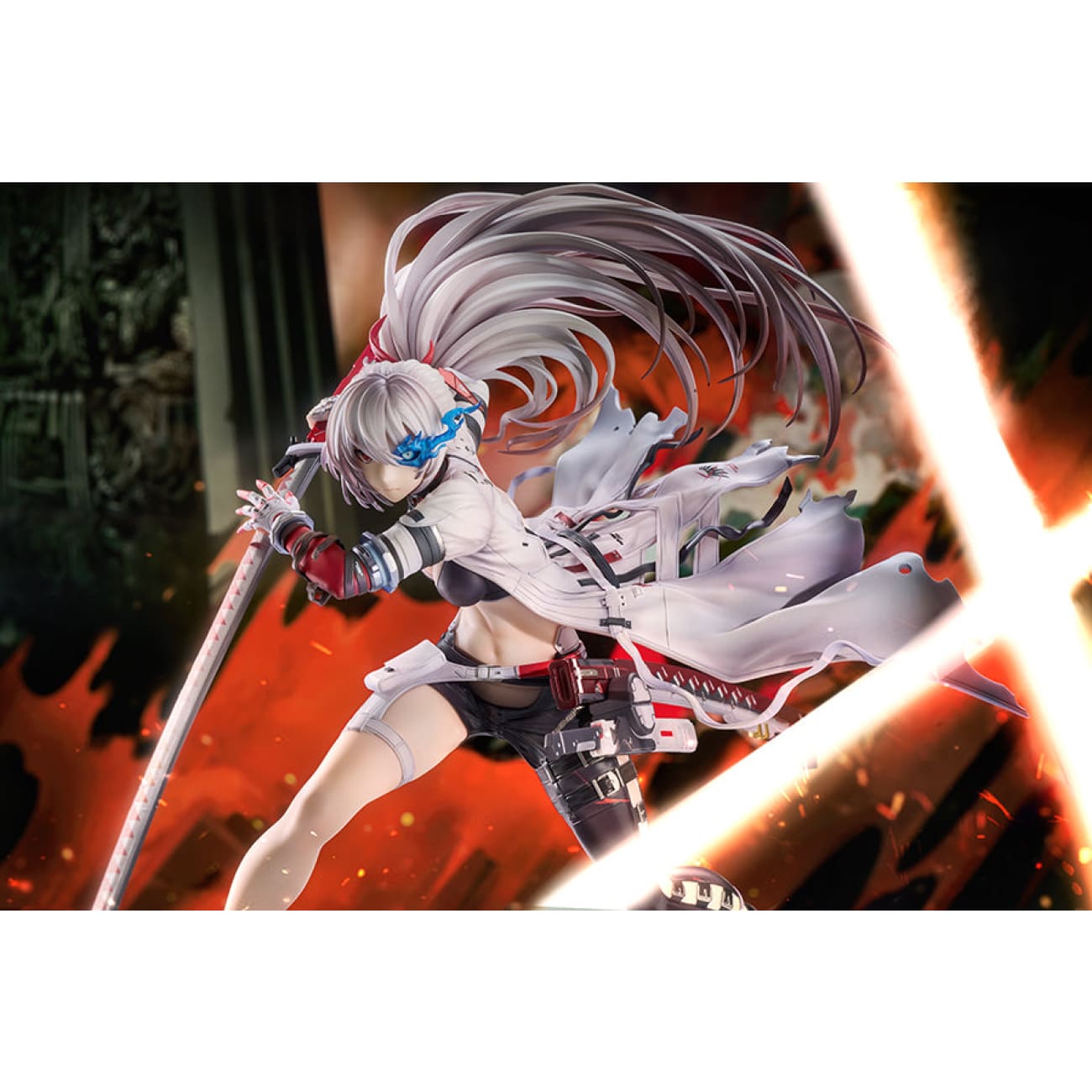 Good Smile Company (GSC) - Lucia Crimson Weave Ver.