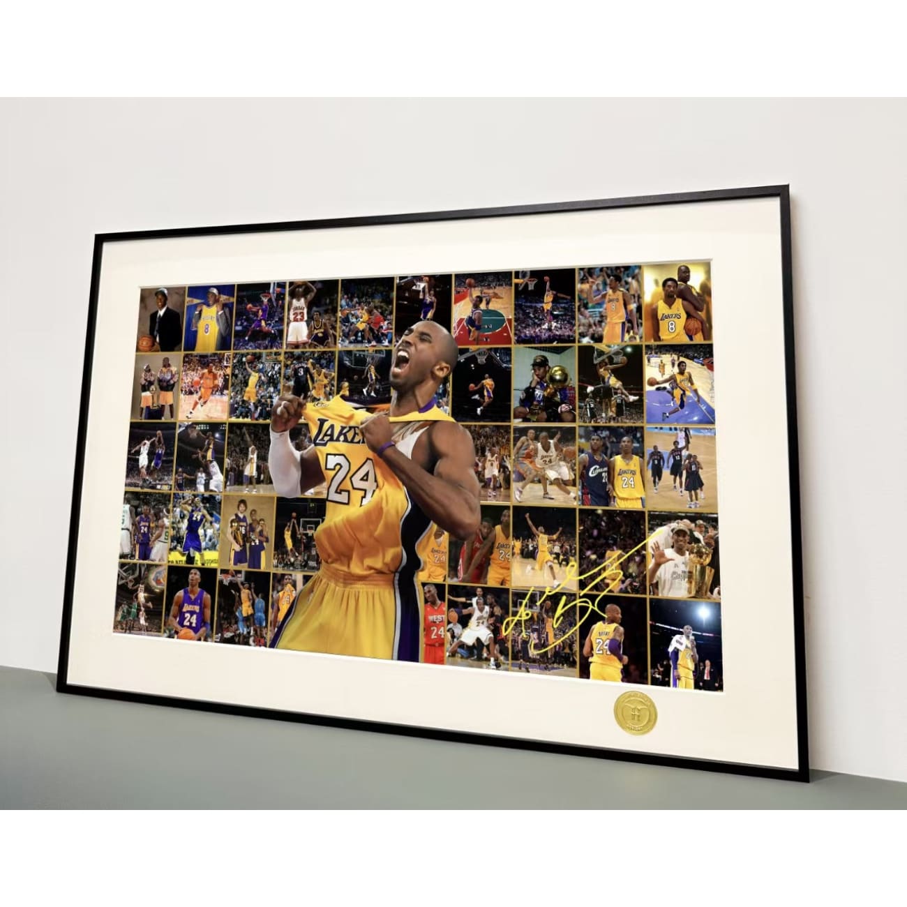 H-TWO Studio - Kobe Bryant Poster Frame