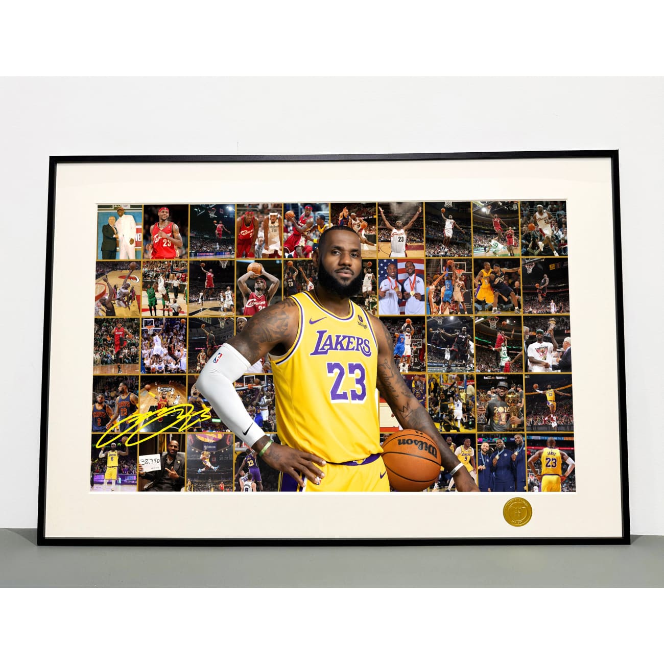 H-TWO Studio - LeBron James Poster Frame